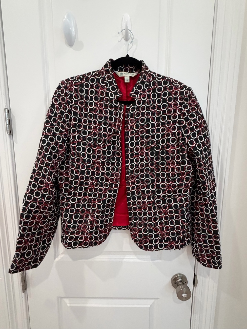 Austin Reed Black, Red & White Geometric Cropped Blazer